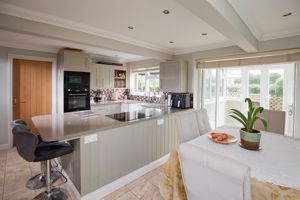 21 Orchard Close_Kitchen- click for photo gallery